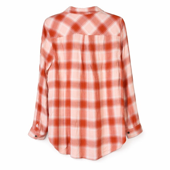 New Terra & Sky 14w Red and White Checkered Blouse - Picture 2 of 3